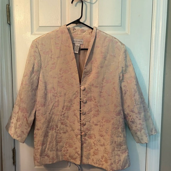 Elegant Floral Women's Jacket - Picture 1 of 4